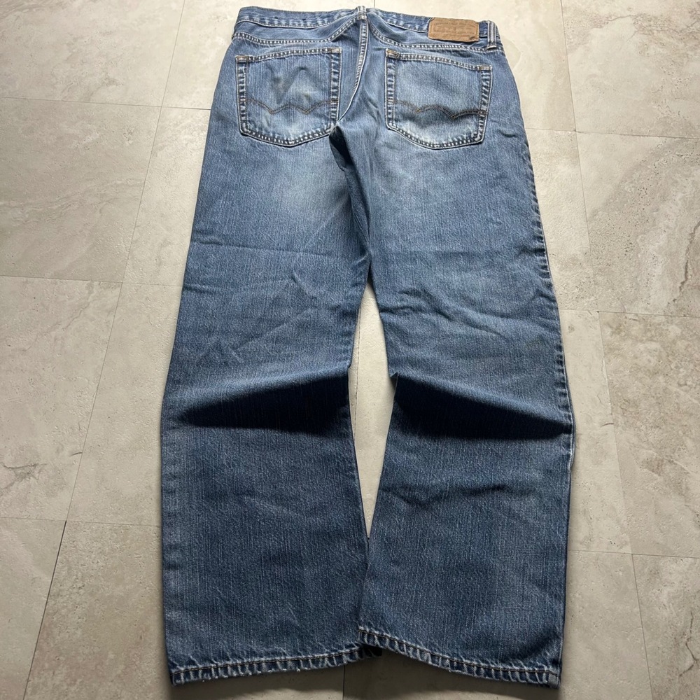 American Eagle Original Straight Jeans Medium Wash Mens 32x30 Blue Cotton Denim